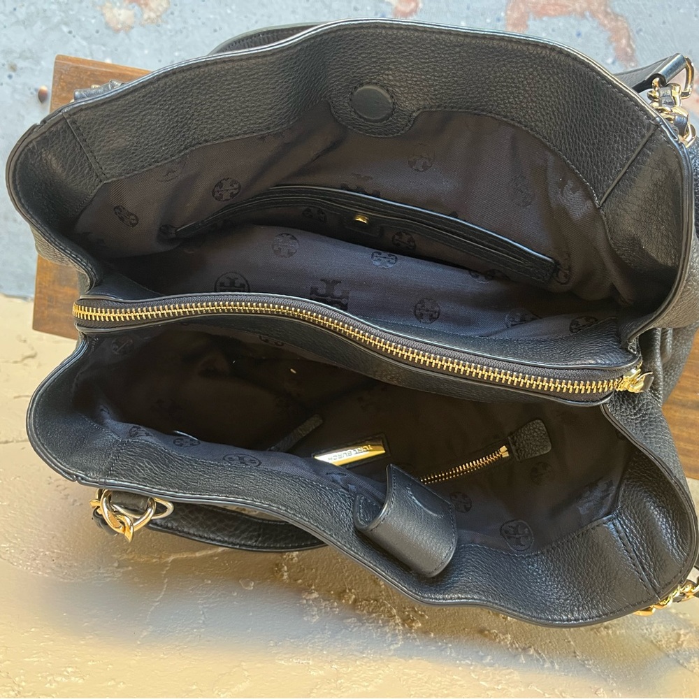 Tory Burch Black Leather Shoulder Bag - Picture 7 of 12